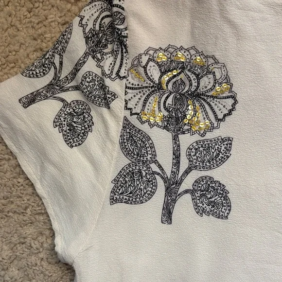 Field Study Tunic Maeve White Shift Dress with Gray & Yellow Floral Motif - Picture 8 of 14